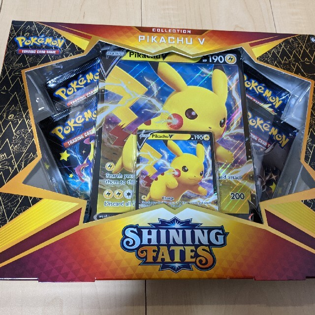 Shining Fates Collection—Pikachu V - Box/デッキ/パック