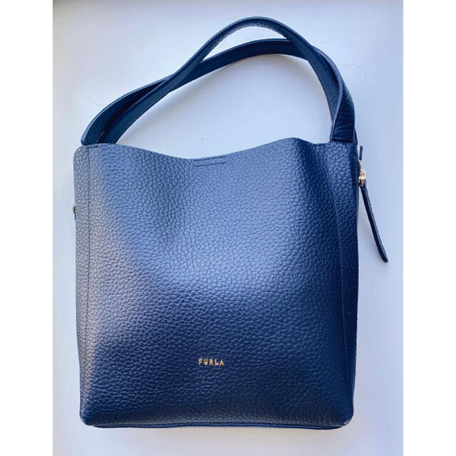 Furla(フルラ)のFURLA BARVFGC NVD000 P1900 GRACE M HOBO  レディースのバッグ(ショルダーバッグ)の商品写真