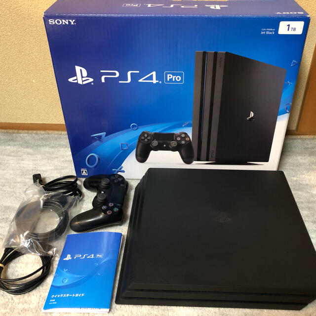 SONY PlayStation4 Pro 本体  CUH-7000BB01