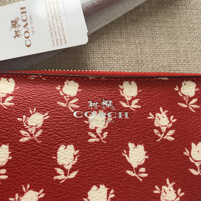 COACH(コーチ)の新品コーチポーチ レディースのファッション小物(ポーチ)の商品写真