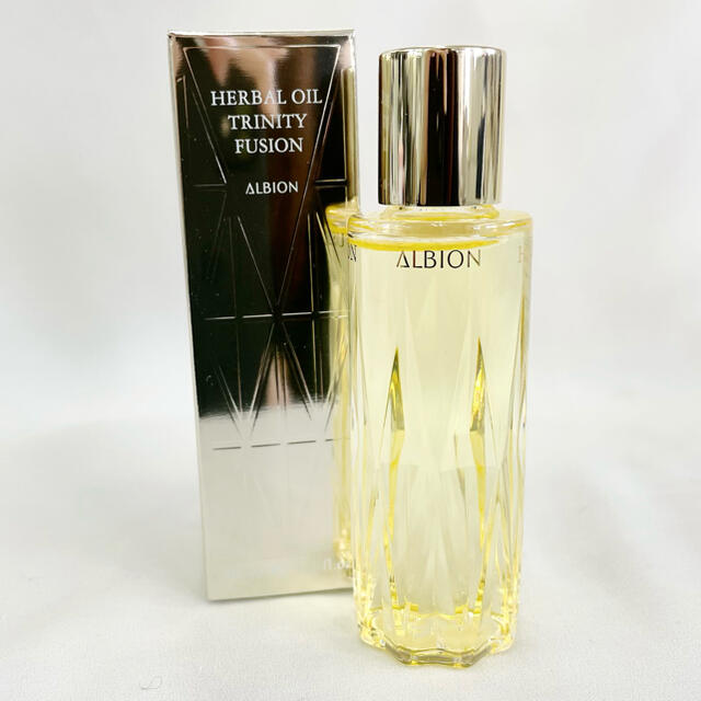 ALBION(アルビオン)の【新品未使用】ALBION ハーバルオイルトリニティフュージョン 40ml コスメ/美容のスキンケア/基礎化粧品(フェイスオイル/バーム)の商品写真