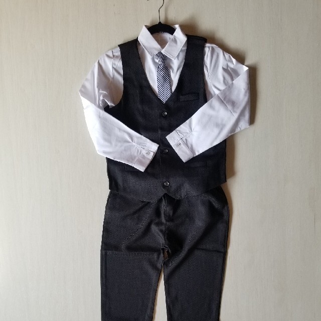 男の子スーツ　卒業式　冠婚葬祭 キッズ/ベビー/マタニティのキッズ服男の子用(90cm~)(その他)の商品写真