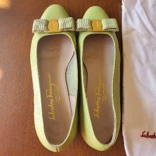 サルヴァトーレフェラガモ(Salvatore Ferragamo)のFerragamo パンプス(ハイヒール/パンプス)