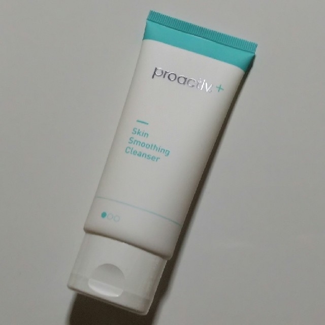 proactiv(プロアクティブ)のプロアクティブ スキン スムージング クレンザー 60g コスメ/美容のスキンケア/基礎化粧品(洗顔料)の商品写真