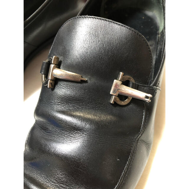 Salvatore Ferragamo(サルヴァトーレフェラガモ)の8.9万円【サルバトーレフェラガモ】最高級シューズ◆USED◆サイズ8◆訳有り◆ メンズの靴/シューズ(ドレス/ビジネス)の商品写真