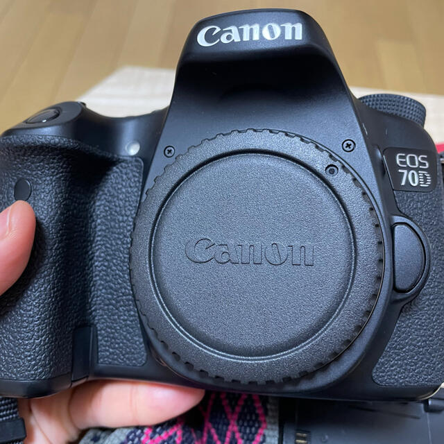 【美品】CanonEOS70Dボディ&レンズ&バッテリー等セット※値下げしました