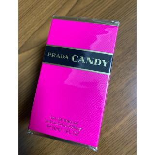 プラダ(PRADA)のプラダ　香水　30ml(香水(女性用))