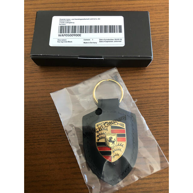 Porsche(ポルシェ)のポルシェ クレスト キーホルダー  ブラック メンズのファッション小物(キーホルダー)の商品写真