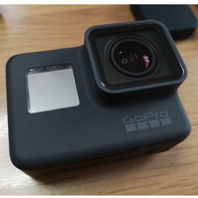 GoPro(ゴープロ)のGopro Hero6 black 美品 おまけ付き スマホ/家電/カメラのカメラ(その他)の商品写真