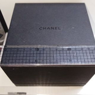 シャネル(CHANEL)のCHANELレディースウォッチJ12黒空き箱(腕時計)