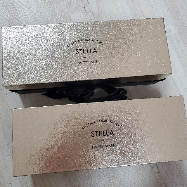 STELLA　キャンドル　2箱セット コスメ/美容のリラクゼーション(キャンドル)の商品写真