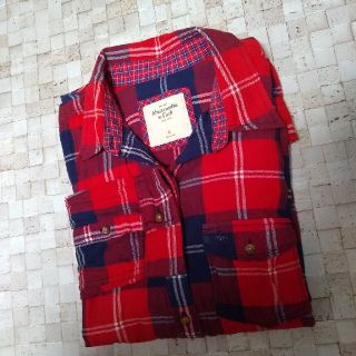 アバクロンビーアンドフィッチ(Abercrombie&Fitch)の美品　アバクロンビー&フィッチ　長袖shirt(シャツ/ブラウス(長袖/七分))