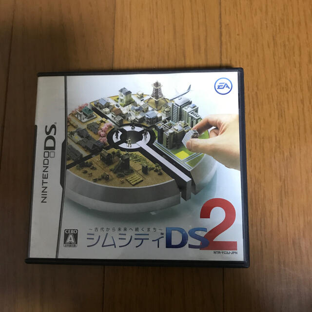 シムシティ DS2 ～古代から未来へ続くまち～ DS エンタメ/ホビーのゲームソフト/ゲーム機本体(携帯用ゲームソフト)の商品写真