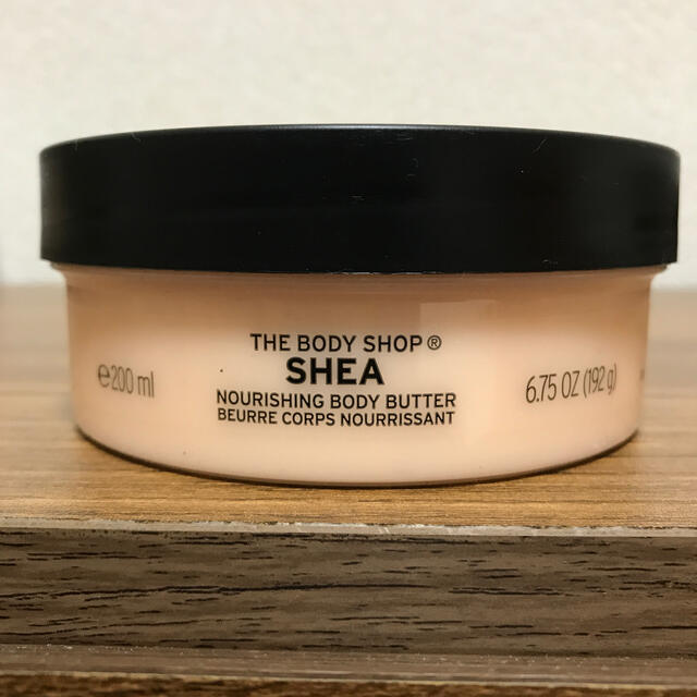 THE BODY SHOP(ザボディショップ)の【未使用】THE BODY SHOP ボディバター シア　200ml コスメ/美容のボディケア(ボディクリーム)の商品写真