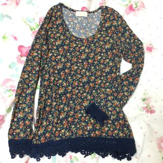 ダブルクローゼット(w closet)の【w closet】花柄カットソー(カットソー(長袖/七分))