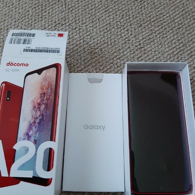 docomo galaxy a20 Red とwhite 新品未使用スマートフォン本体