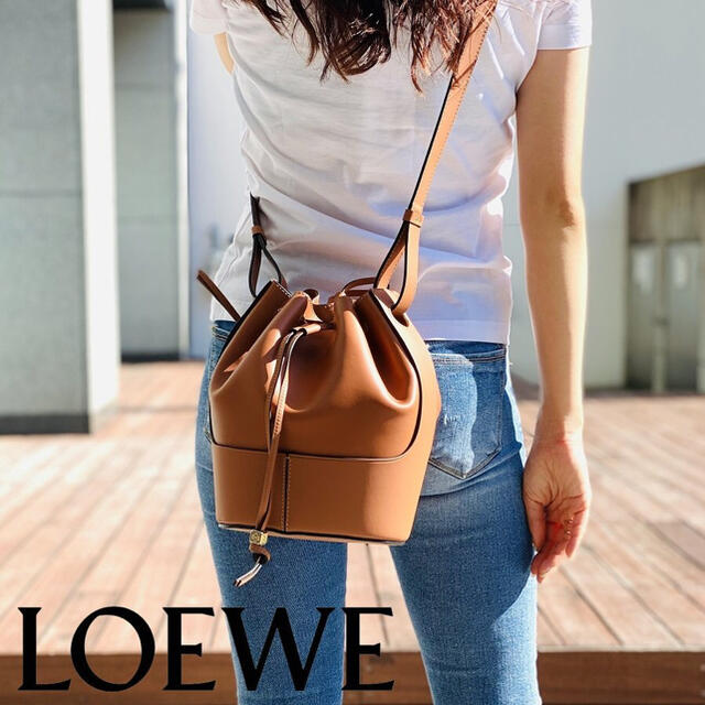 LOEWE(ロエベ)の新品　ロエベ  バルーン  スモール バッグ レディースのバッグ(ショルダーバッグ)の商品写真