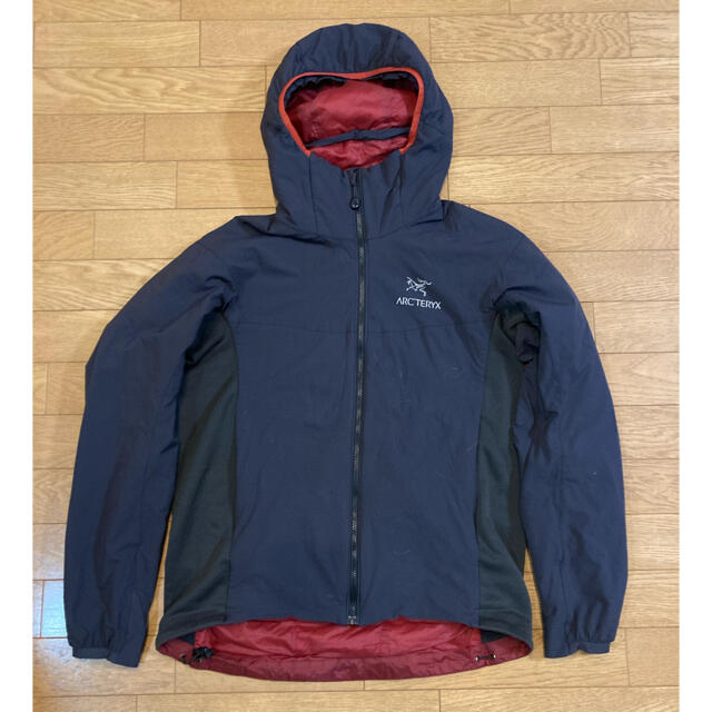 ARC'TERYX(アークテリクス)のmana様専用　ARC’TERYX ATOM LT  アトムジャケット スポーツ/アウトドアのアウトドア(登山用品)の商品写真