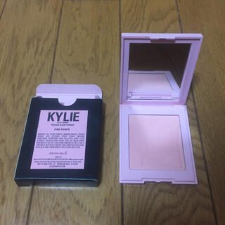 カイリーコスメティックス(Kylie Cosmetics)のkylie cosmetics プレスドブラッシュパウダー PINK POWER(チーク)