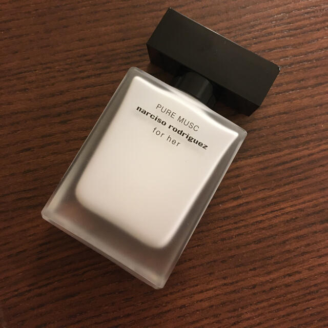 narciso rodriguez(ナルシソロドリゲス)のナルシソロドリゲス♡30ml コスメ/美容の香水(ユニセックス)の商品写真