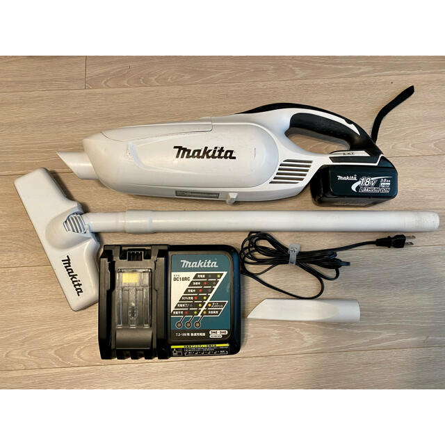 makita マキタ 充電式クリーナー CL182FD バッテリーほぼ新品