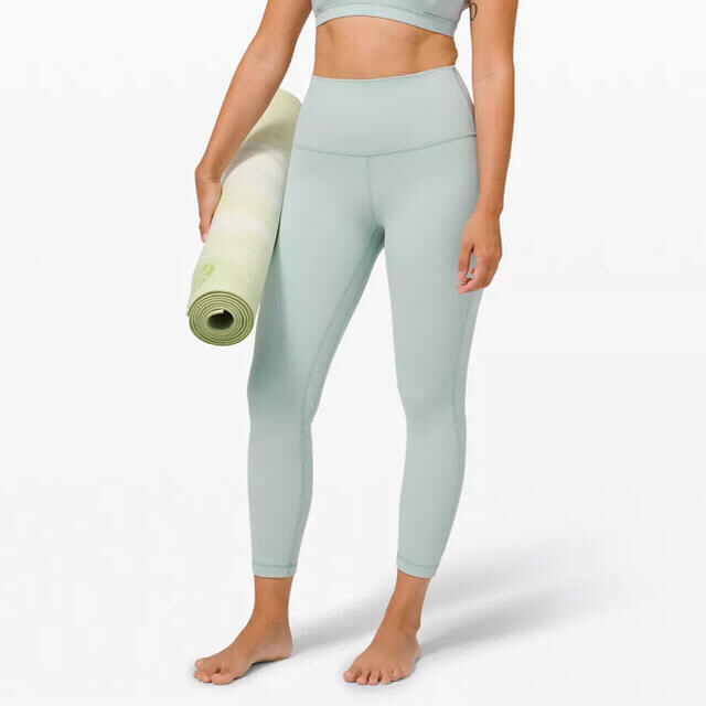 lululemon(ルルレモン)のbaxxxx様　lululemon ルルレモン Align HR Pant 25 スポーツ/アウトドアのトレーニング/エクササイズ(ヨガ)の商品写真