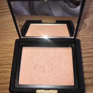 ナーズ(NARS)のNARSブラッシュ4026(チーク)