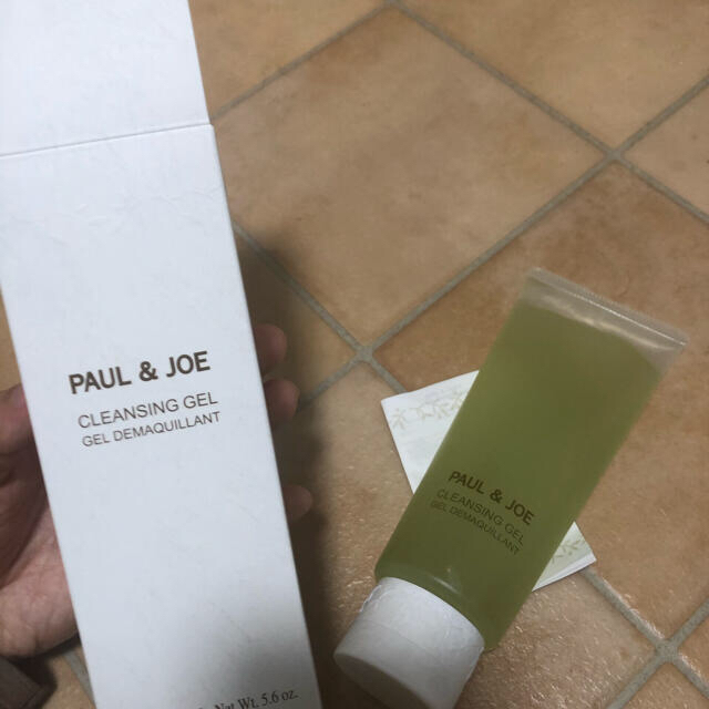 PAUL & JOE(ポールアンドジョー)のポール&ジョー　クレンジングジェル　160g コスメ/美容のスキンケア/基礎化粧品(クレンジング/メイク落とし)の商品写真