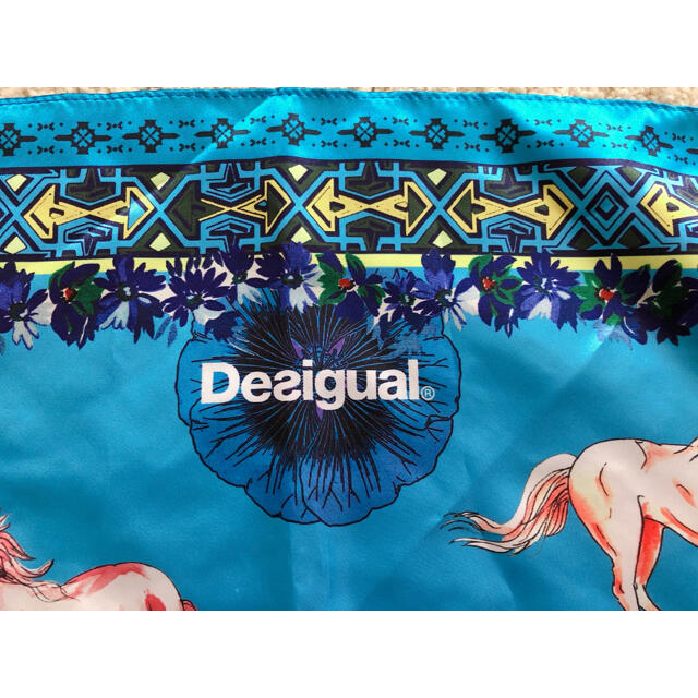 DESIGUAL(デシグアル)の★スカーフ★雑誌付録★Desigual★ レディースのファッション小物(バンダナ/スカーフ)の商品写真