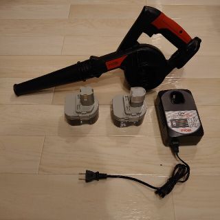 リョービ(RYOBI)のリョービ(RYOBI) 充電式ブロワ BBL-120 (フルセット) 12V(掃除機)