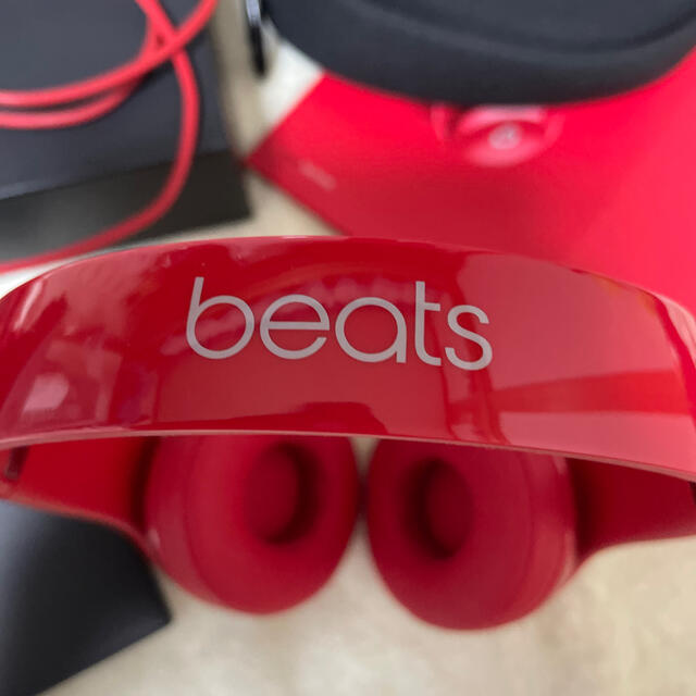 Beats by Dr Dre(ビーツバイドクタードレ)のbeats solo2 wirelessヘッドホン スマホ/家電/カメラのオーディオ機器(ヘッドフォン/イヤフォン)の商品写真