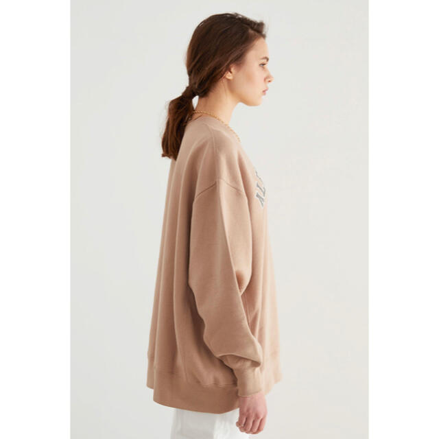 ALEXIA STAM(アリシアスタン)のFront Arch Logo Sweatshirt Beige/スウェット レディースのトップス(トレーナー/スウェット)の商品写真