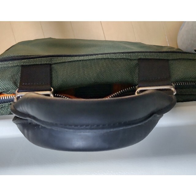 TUMI(トゥミ)のTUMI ビジネスバッグ　グリーン　022631SPH メンズのバッグ(ビジネスバッグ)の商品写真