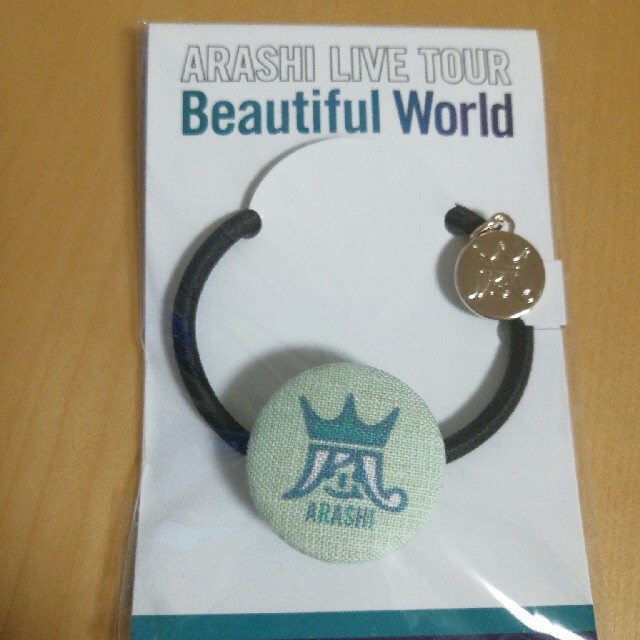 嵐(アラシ)の嵐 beautiful worldツアー会場限定グッズ エンタメ/ホビーのタレントグッズ(アイドルグッズ)の商品写真