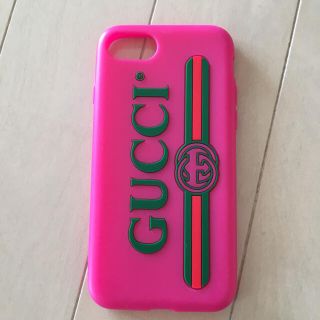 グッチ(Gucci)の専用です！GUCCI iPhoneケース シリコン 7.8.SE2(iPhoneケース)