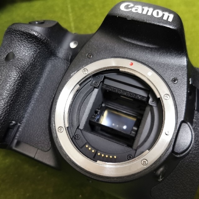 【/完動品】CANON EOS 7D 本体 1