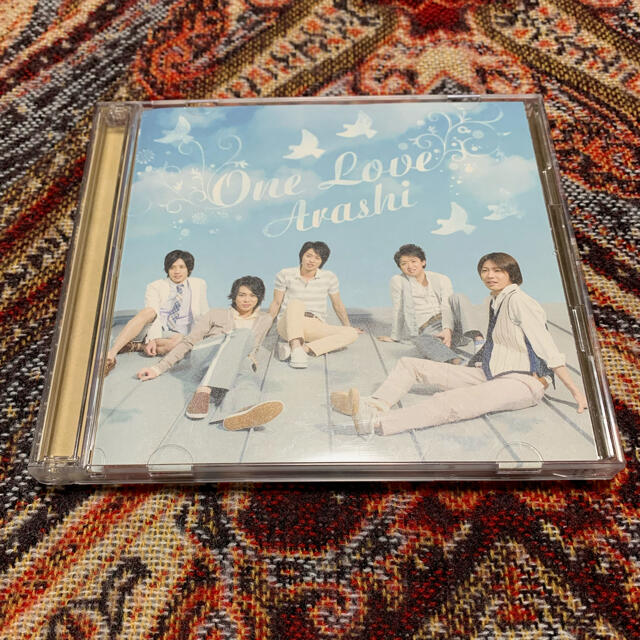 嵐(アラシ)の嵐　One Love シングルCD DVD付　初回盤　初回限定盤　美品 エンタメ/ホビーのCD(ポップス/ロック(邦楽))の商品写真