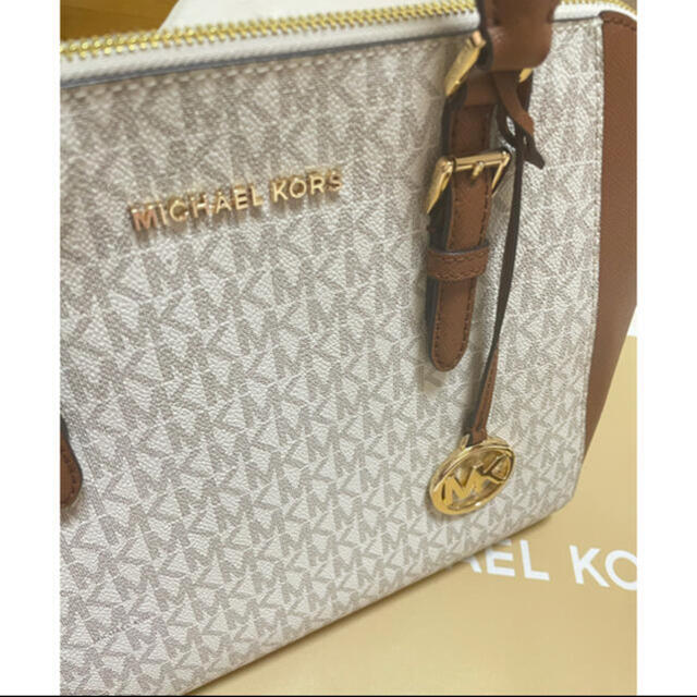 MICHEAL KORS バッグ 新品 即購入OKMIUMIU