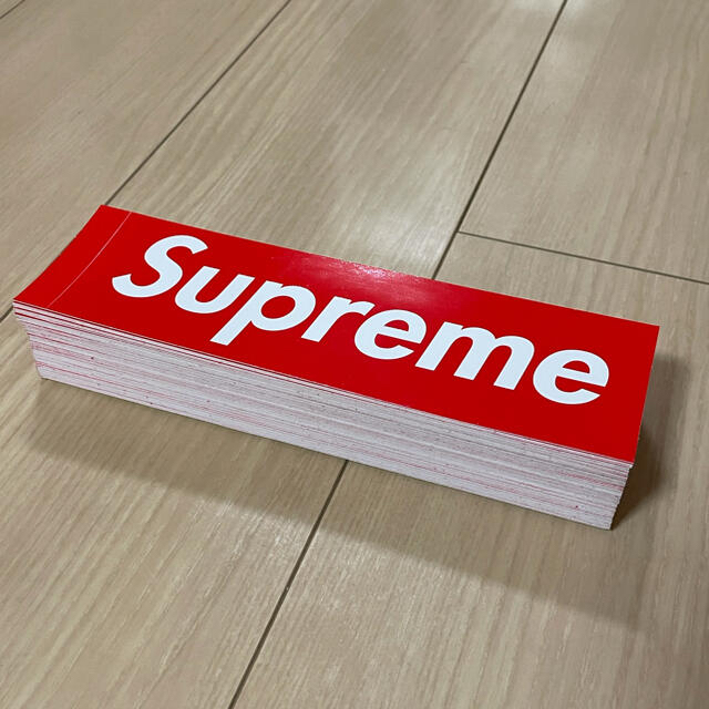 Supreme(シュプリーム)の Supreme Box Logo Sticker 100枚 Set メンズのメンズ その他(その他)の商品写真