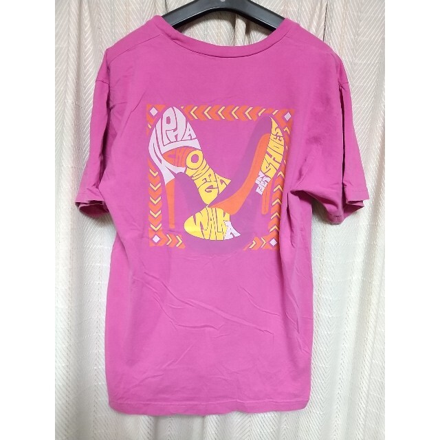 American Apparel(アメリカンアパレル)のAmerican Apparel プリント 半袖Tシャツ Ｍサイズ ピンク 古着 メンズのトップス(Tシャツ/カットソー(半袖/袖なし))の商品写真