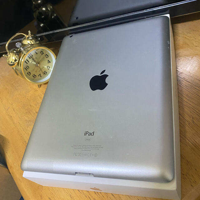 準美品　iPad  Air  大容量64GB WIFIモデル　アイパッド　エア