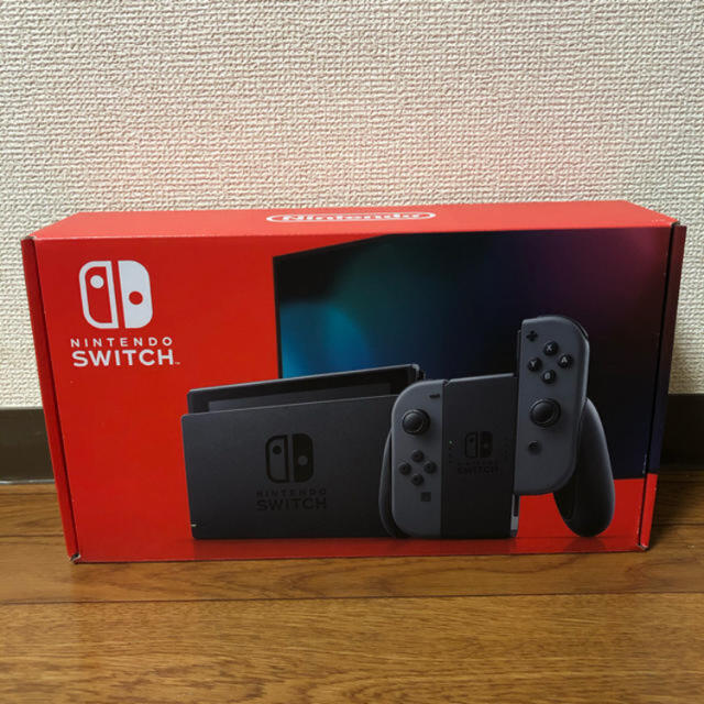 任天堂　switch 新型　グレー　DLソフト多数オマケ