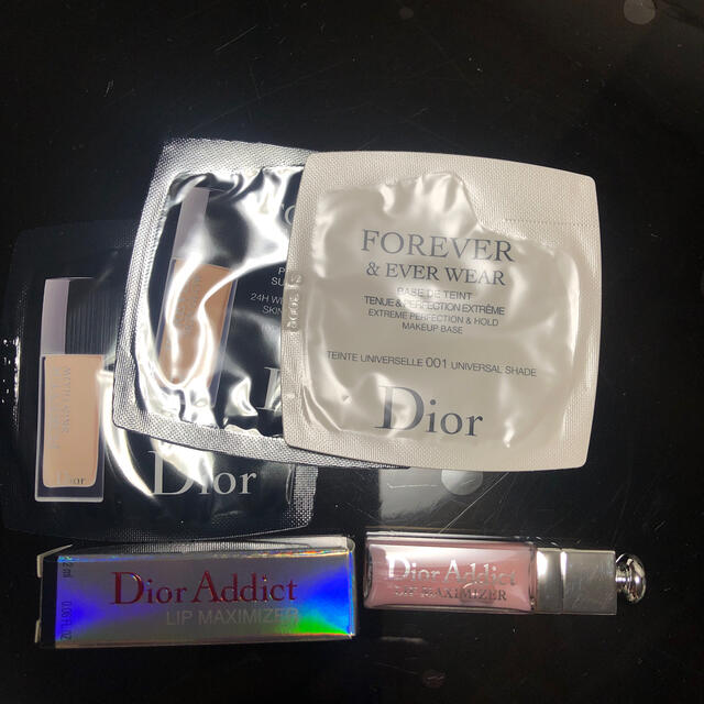 Christian Dior(クリスチャンディオール)のディオールリップマキシマイザー2ml コスメ/美容のベースメイク/化粧品(リップグロス)の商品写真