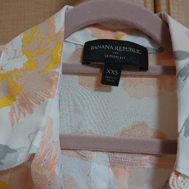 Banana Republic(バナナリパブリック)のBANANAREPUBLIC 柄シャツ レディースのトップス(シャツ/ブラウス(長袖/七分))の商品写真