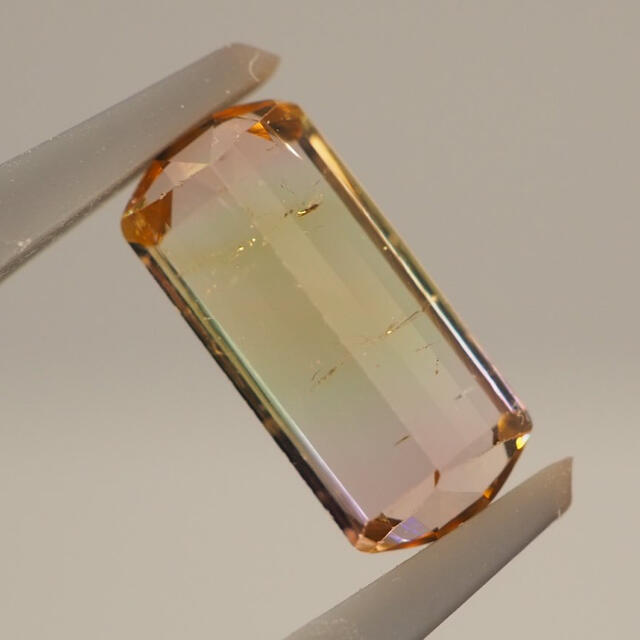 パーティカラードトルマリン 1.926ct