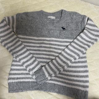 アバクロンビーアンドフィッチ(Abercrombie&Fitch)のアバクロ　ニット(ニット/セーター)