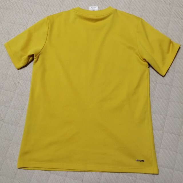 adidas(アディダス)のアディダス　速乾Ｔシャツ　１５０センチ キッズ/ベビー/マタニティのキッズ服男の子用(90cm~)(Tシャツ/カットソー)の商品写真