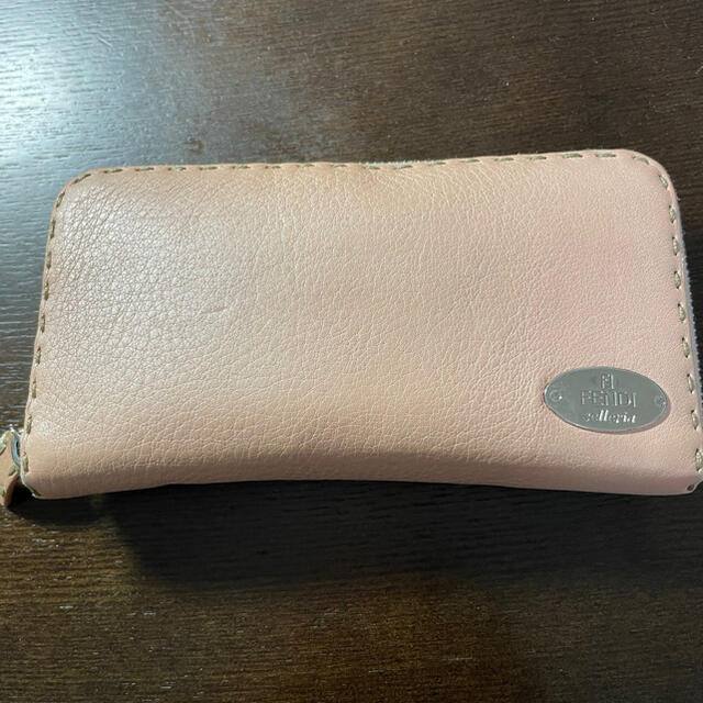 FENDI フェンディ 長財布 ピンク セレリア 新作揃え 3770円引き
