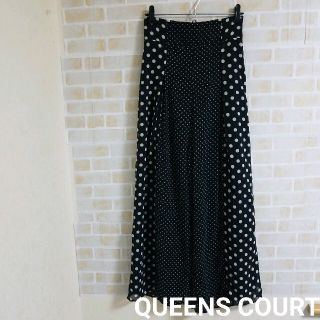 クイーンズコート(QUEENS COURT)のドット シフォン ワイドパンツ(カジュアルパンツ)