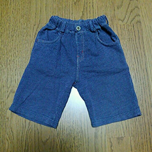 ニッセン(ニッセン)の95☆ﾊｰﾌﾊﾟﾝﾂ 紺ｽﾄﾗｲﾌﾟ キッズ/ベビー/マタニティのキッズ服男の子用(90cm~)(パンツ/スパッツ)の商品写真